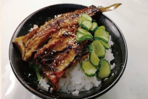 蒲燒魚丼